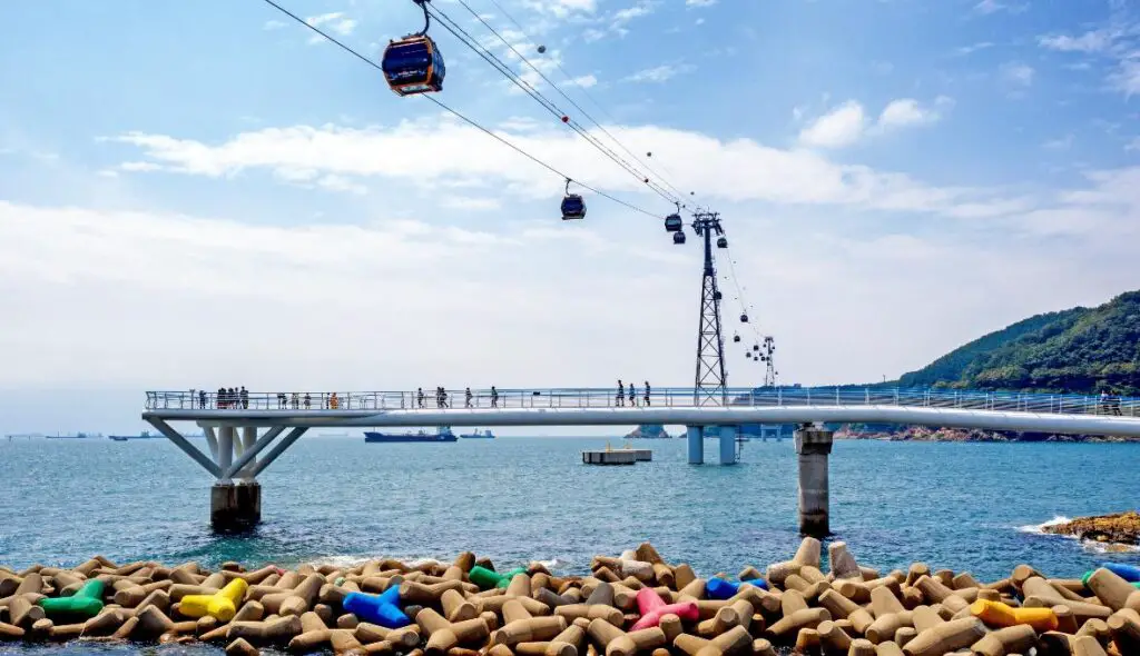 Songdo Beach / Cable Car