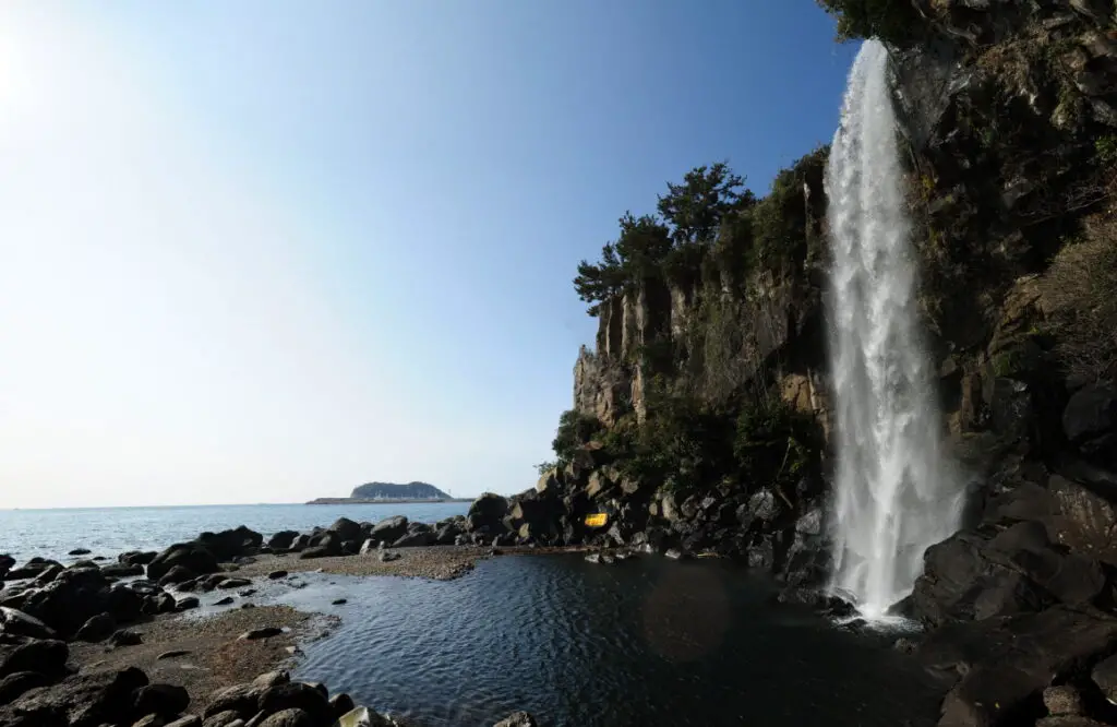 Jeongbang Falls
